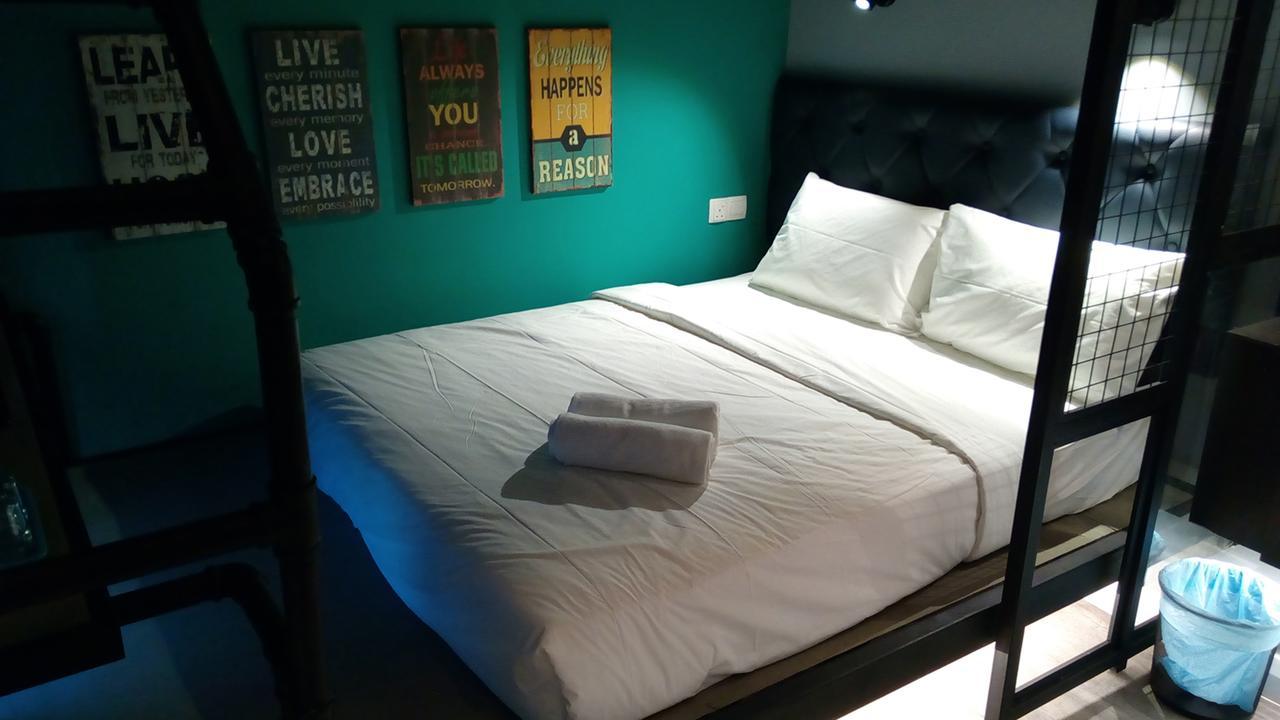 Tube Hotel Klebang Melaka Extérieur photo