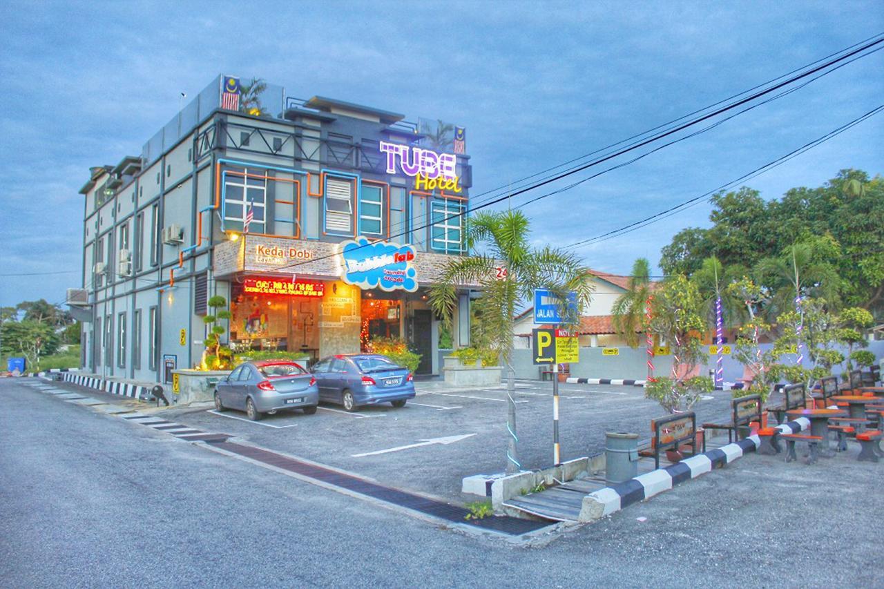 Tube Hotel Klebang Melaka Extérieur photo