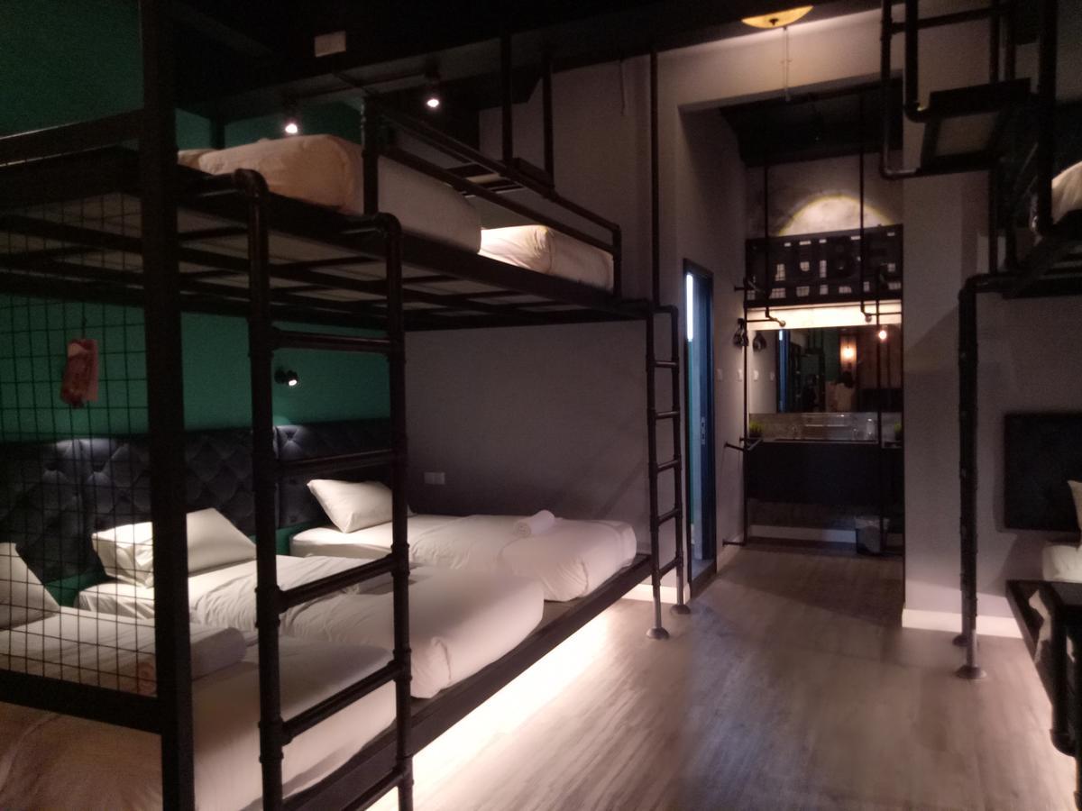 Tube Hotel Klebang Melaka Extérieur photo