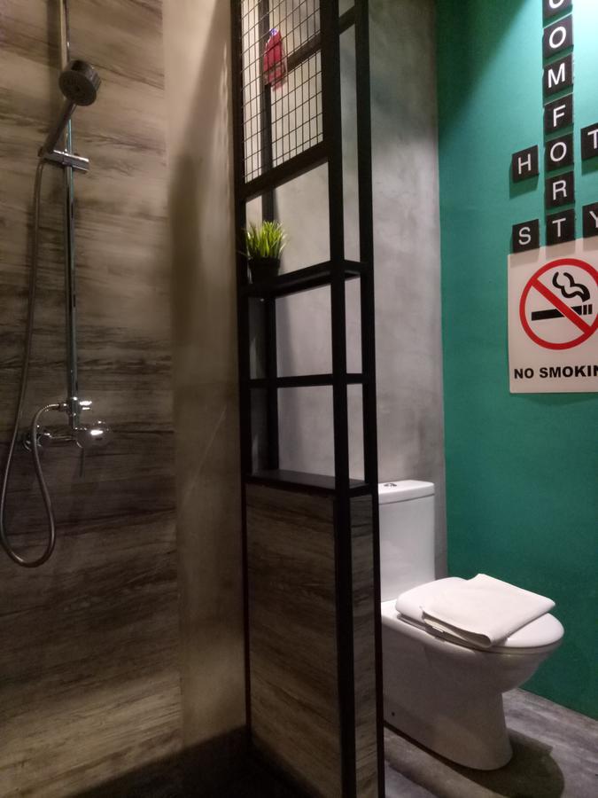 Tube Hotel Klebang Melaka Extérieur photo