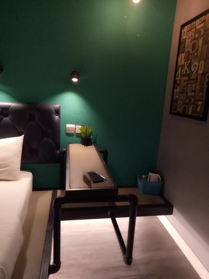 Tube Hotel Klebang Melaka Extérieur photo